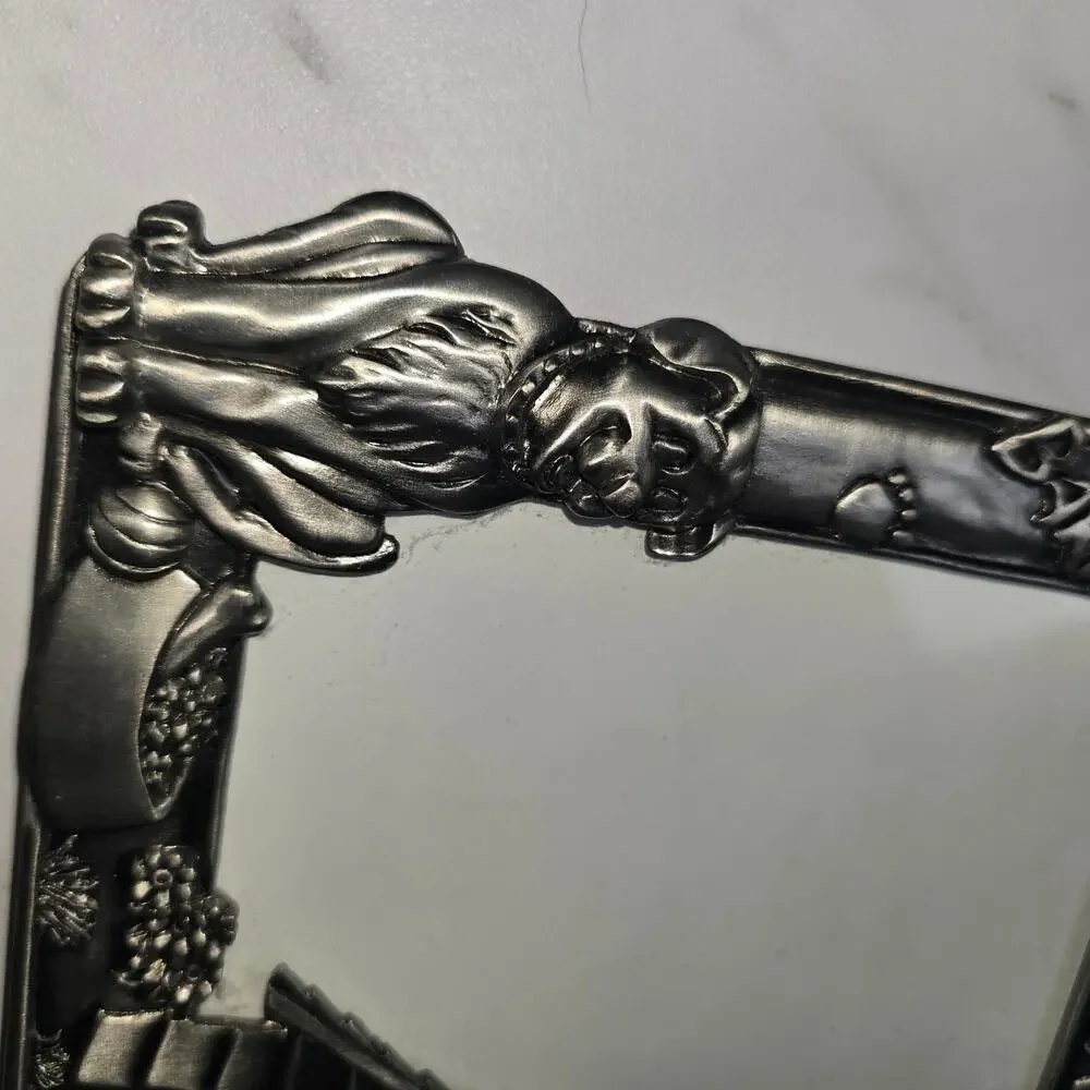 Vintage 3D Dog Frame Pewter heavy